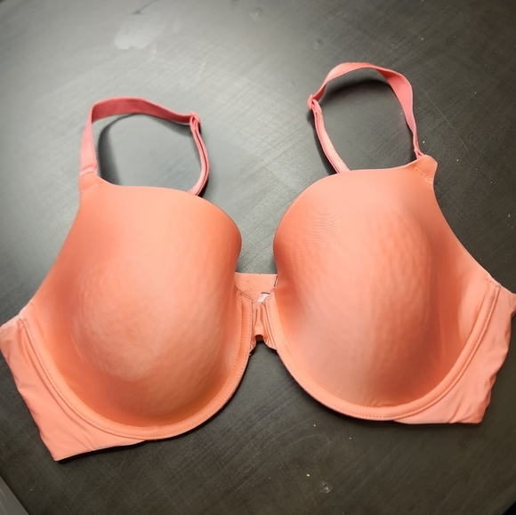 Victoria's Secret Perfect Coverage 38D - Picture 1 of 9